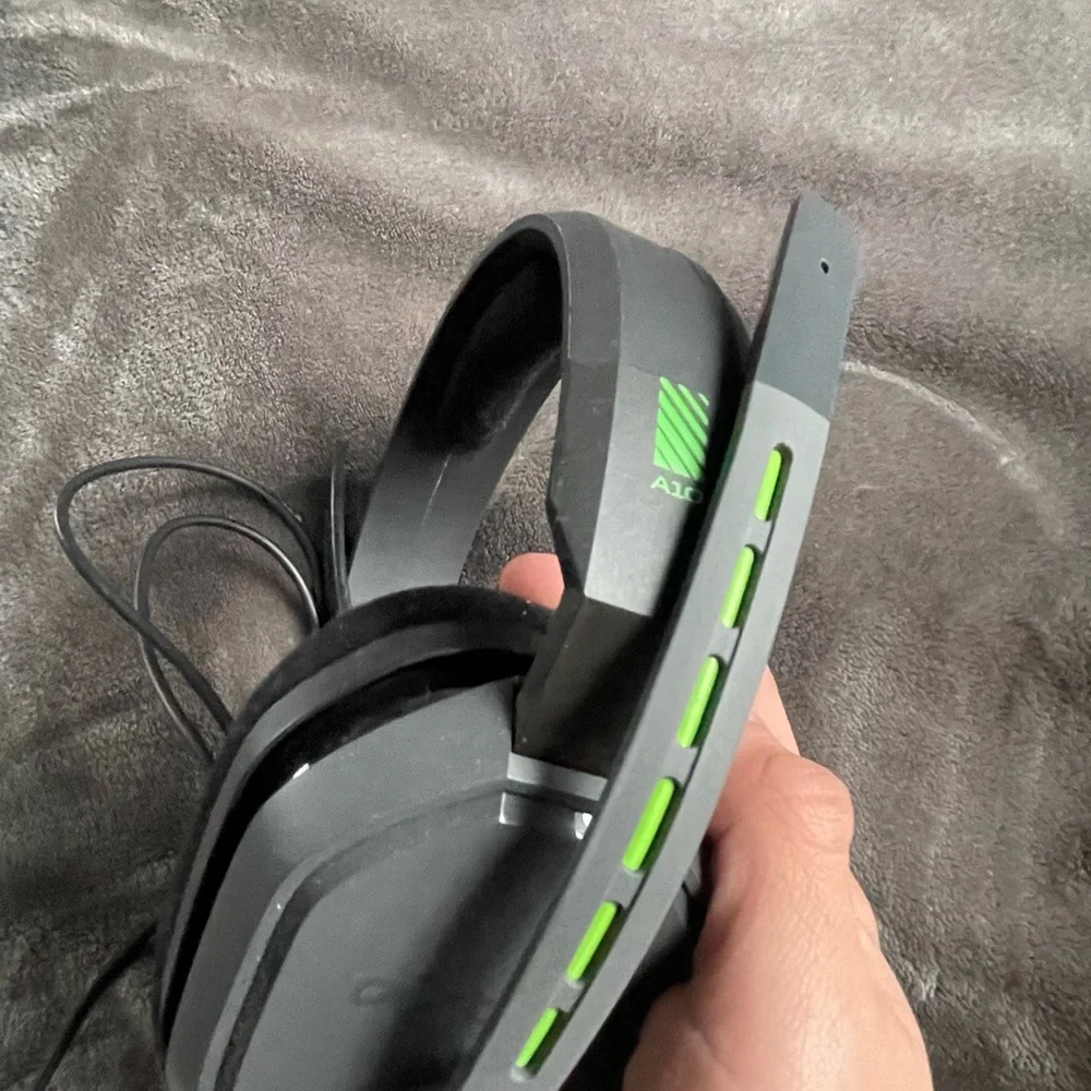 Astro A10 Headset - Picture 3 of 3